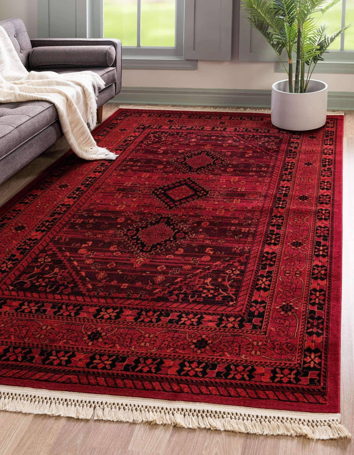 Unique Loom Lincoln Tekke Area Rug (4' x 6' - Red) - Product image 1
